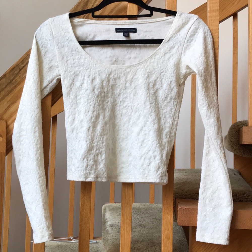 White Lace Long-sleeved Top